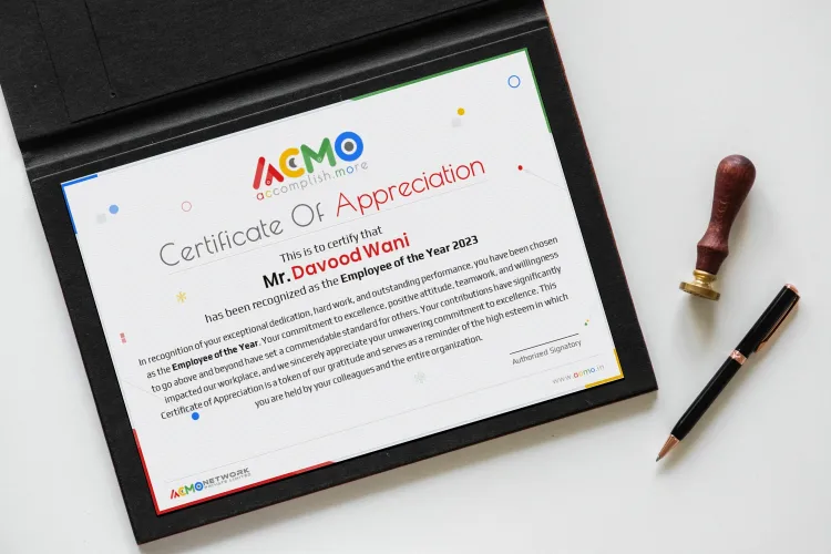 Employee-Of-The-Year-Certificate-Mockup-By-Acmo-Network-1